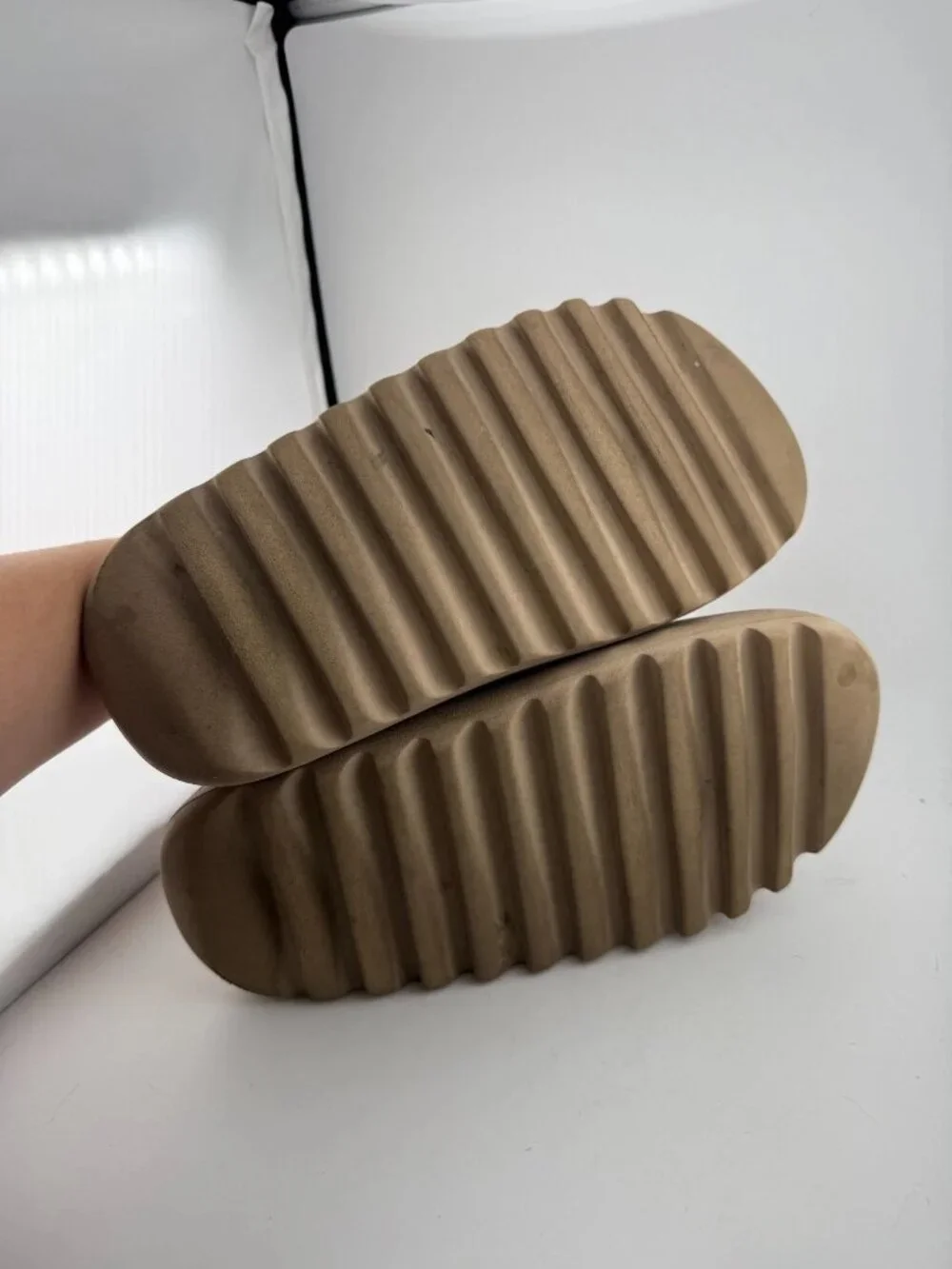 WORN adidas Yeezy Slide “Pure” Slides Size 8M No Box